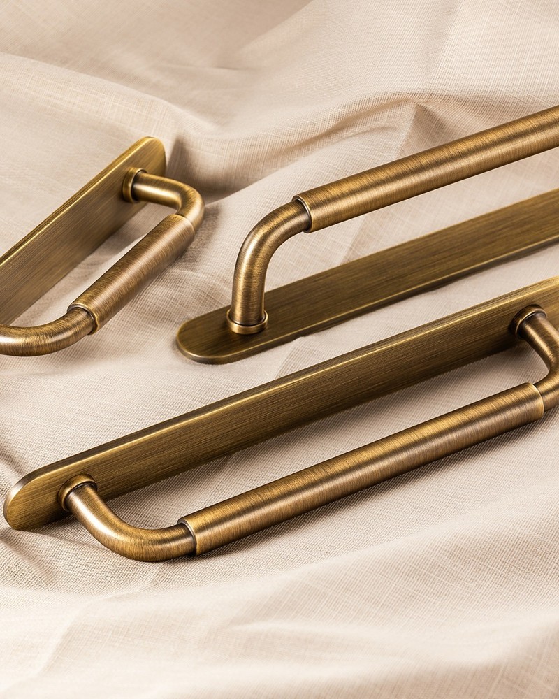 19.69" Okus Kitchen Appliance Pull Handle With Back Plate In Dark Brushed Brass