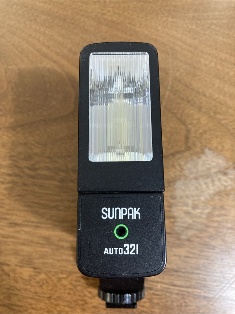 Vintage Sunpak Auto 321 Electronic Camera Flash Unit UNTESTED