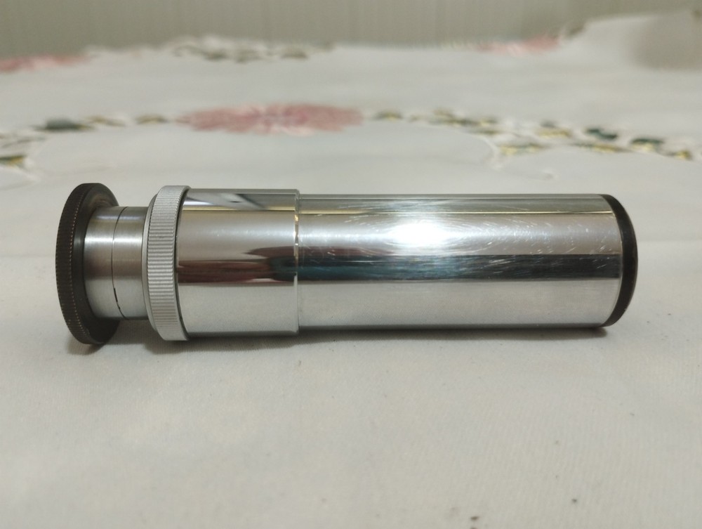 LEITZ WEZTLAR GERMANY LICHTEINSTELUPE EYEPIECE MICROSCOPE