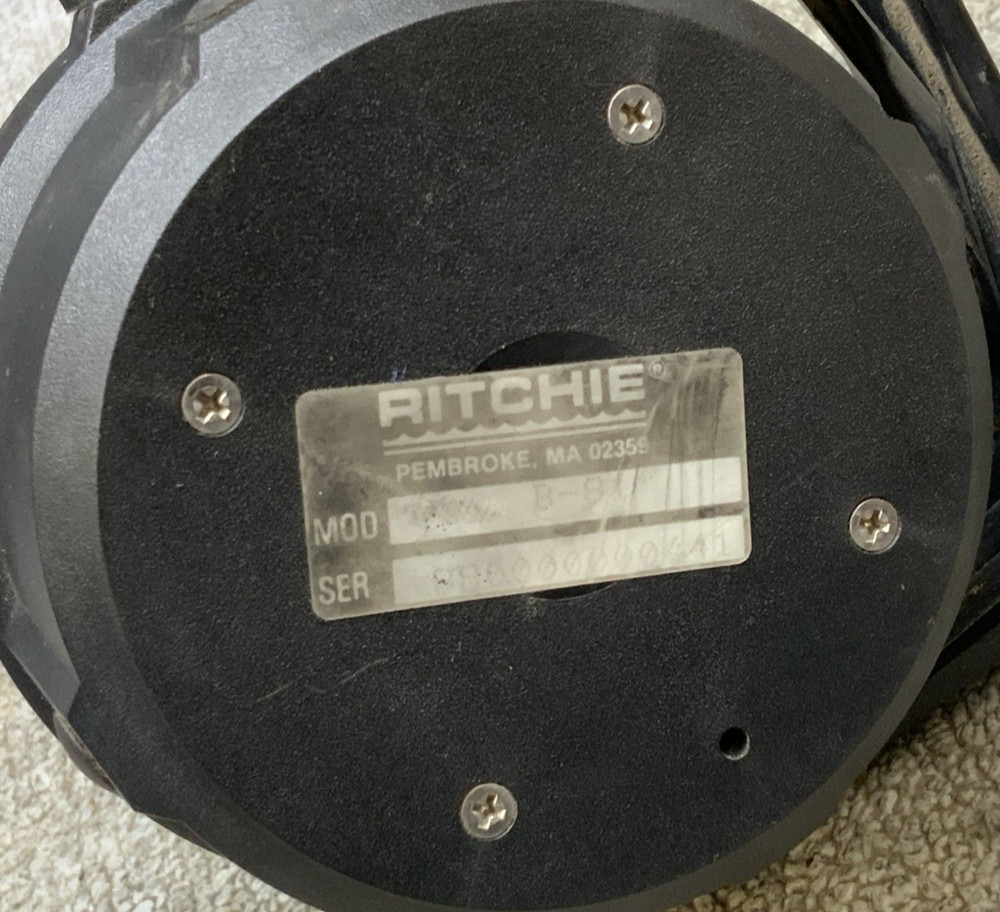 Ritchie Voyager B-81 Marine Navigation Bracket Mount Compass