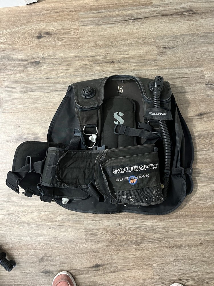 Superhawk NT  Scubapro Men’s Medium