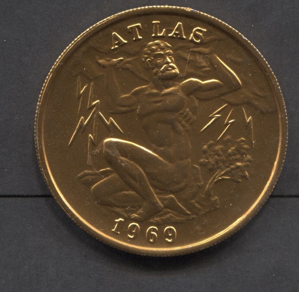 1979-Our First Decade-UNC-Alum Medal