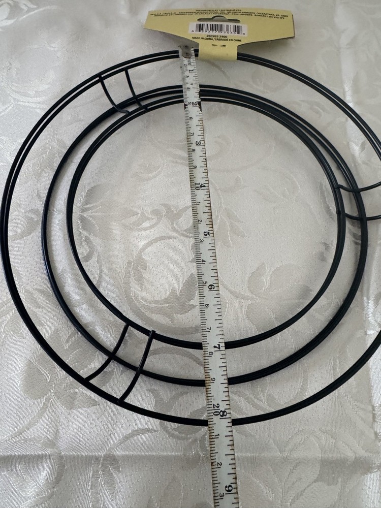 4-Pack 8” Circle Metal Wire Wreath Frame Forms Table Wall Decor New