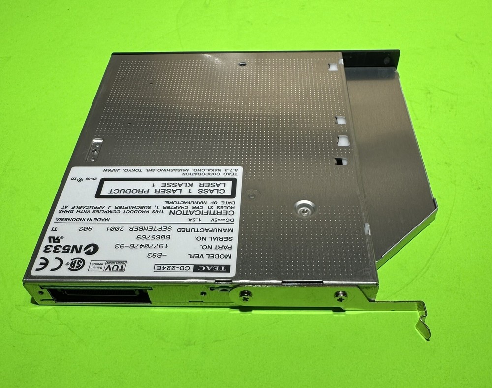 Sun 370-4278 24X Slimline 1/2"-Height CD-ROM Drive ATAPI/IDE Interface X7088A