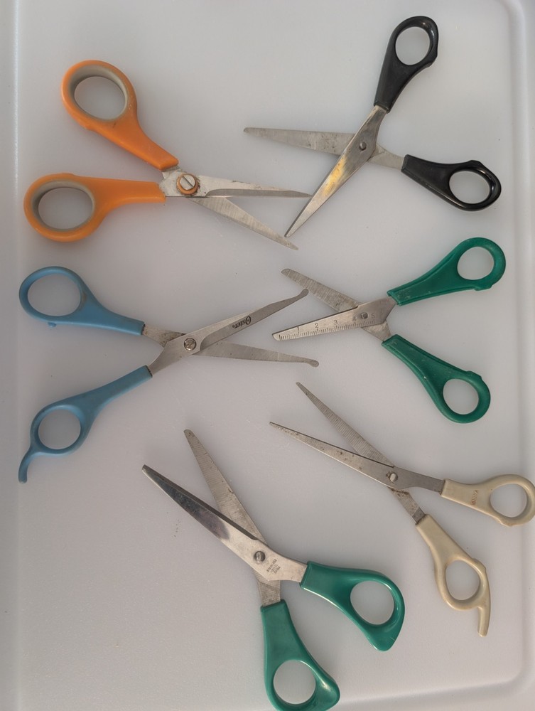 Scissors lot of 6