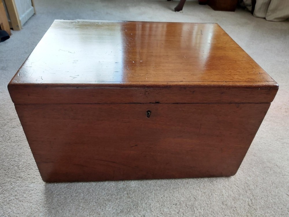 Victorian antique Chest/trunk