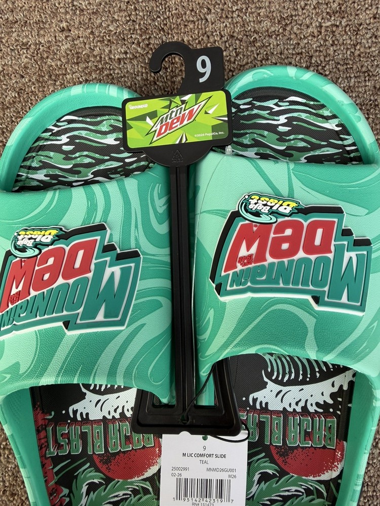 Mountain Mtn Dew Baja Blast Sandals Slides Size 9 NWT