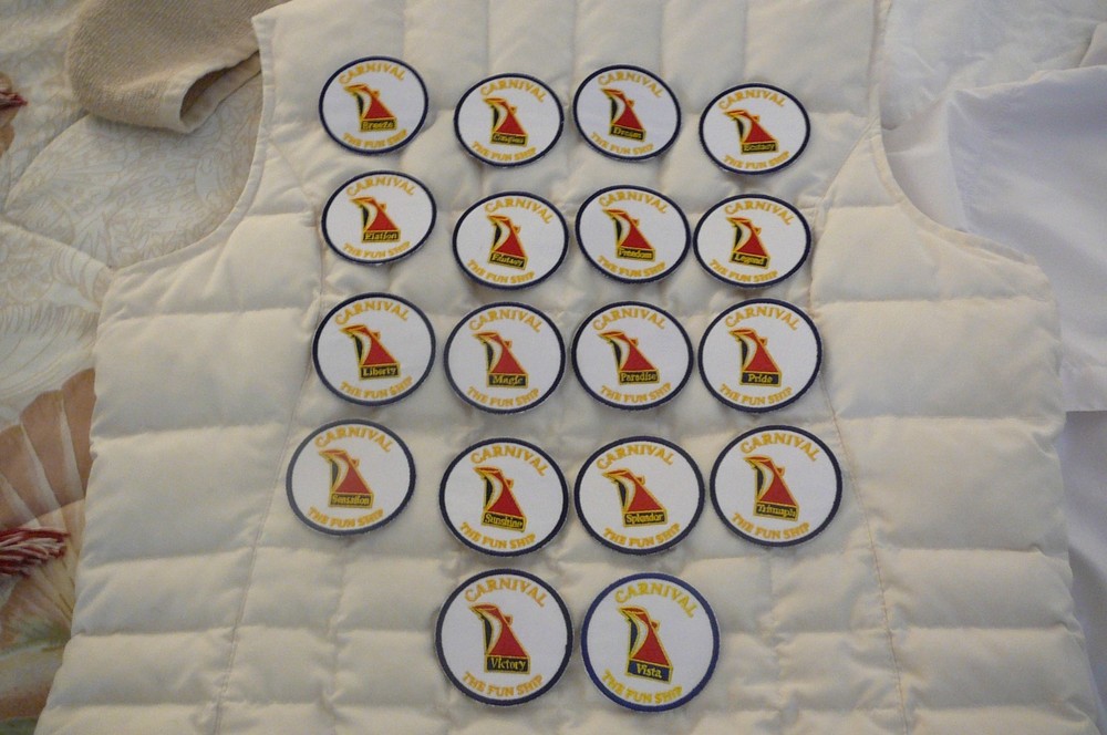 CARNIVAL CRUISE LINES LUMINOSA FUNNEL LAPEL HAT PIN