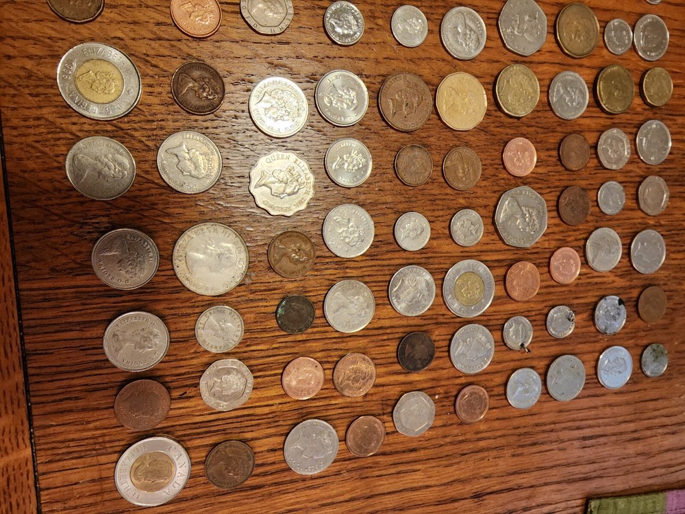 Queen Elizabeth2 vintage coins