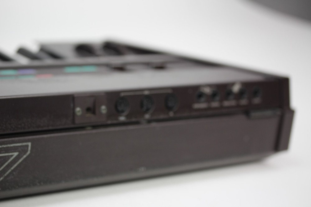 Yamaha DX7 Programmable Algorithm Synthesizer 1983 - 1987 - Black SHOP TESTED