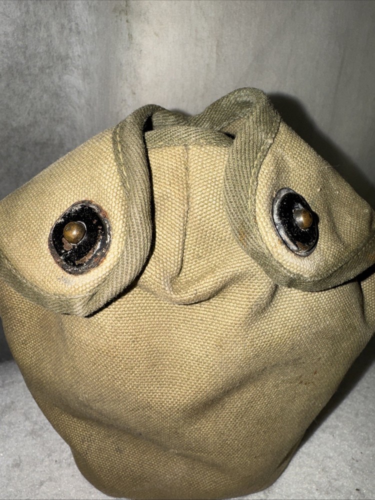 Vintage Canteen Conver With Wool Lining Undated