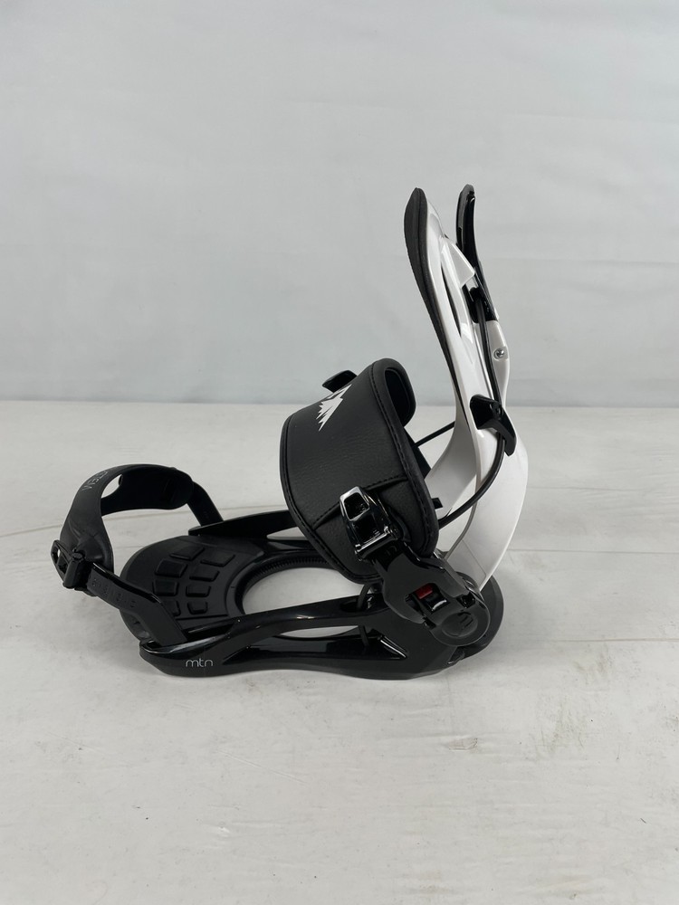 System FT3 Snowboard Bindings, White/Black, L
