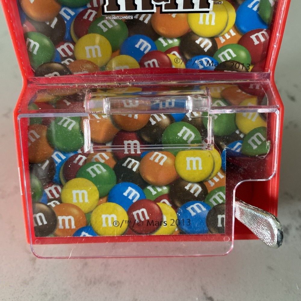 M&M's Candy Dispenser With Scoop