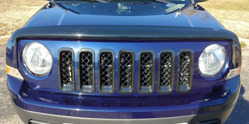 Husky BugFlector II Hood Protector Bug Shield Deflector for 07-2017 Jeep Patriot