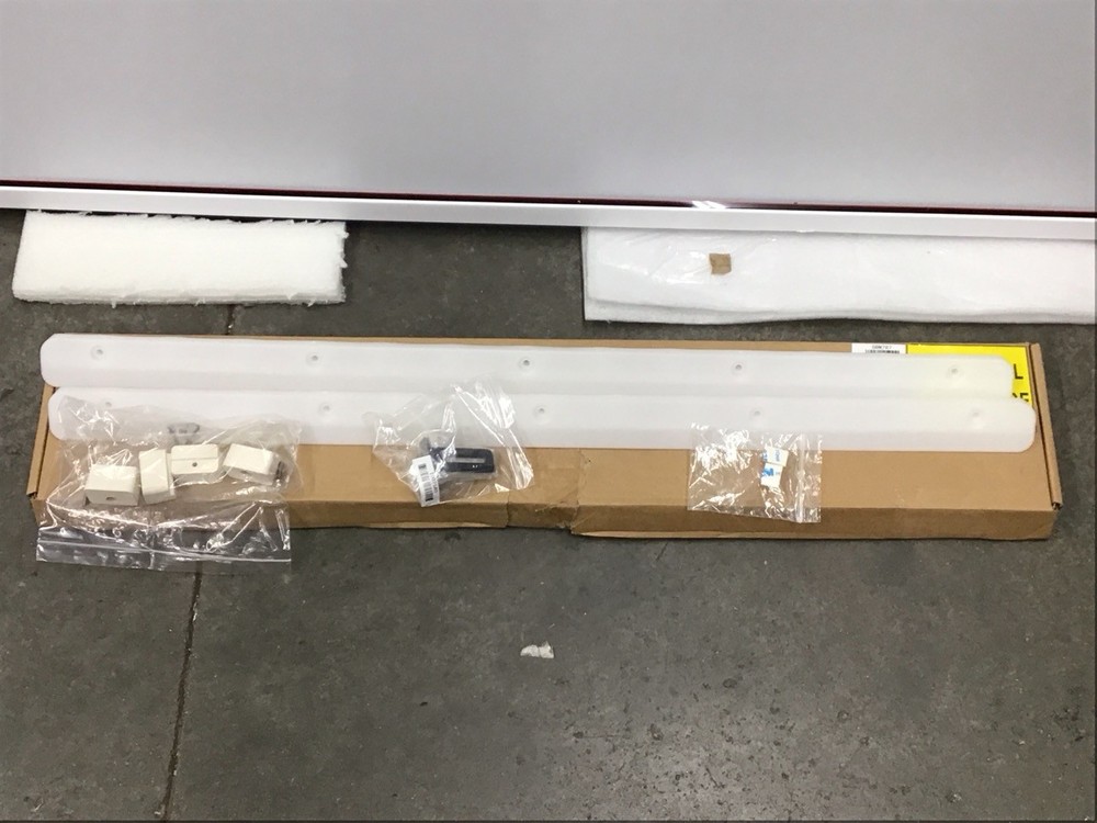 Smart M787 Interactive Whiteboard SmartBoard 87" Diagonal 16:10 SMB787