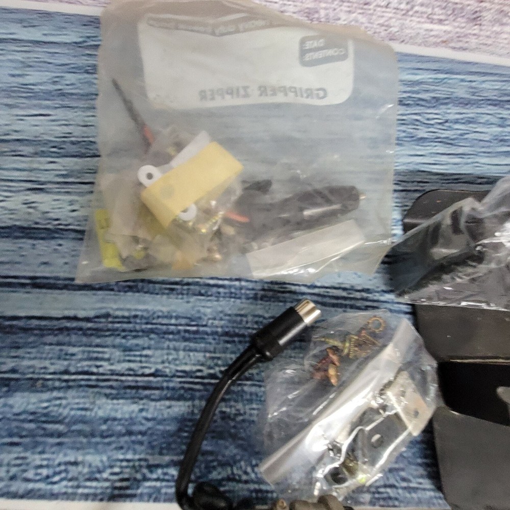 Miscellaneous CB mics, mounts, speaker, and small accessories UNTESTED