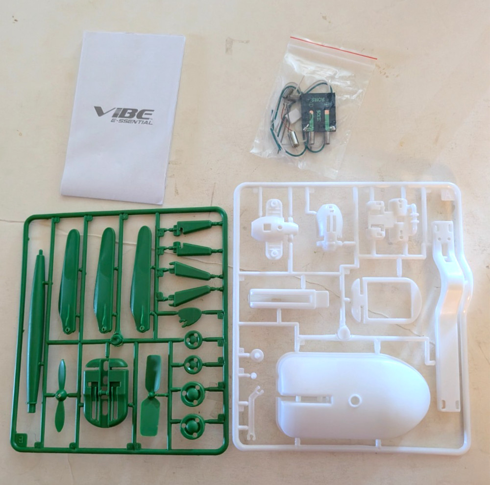 6 in 1 solar robotics kit, never used.