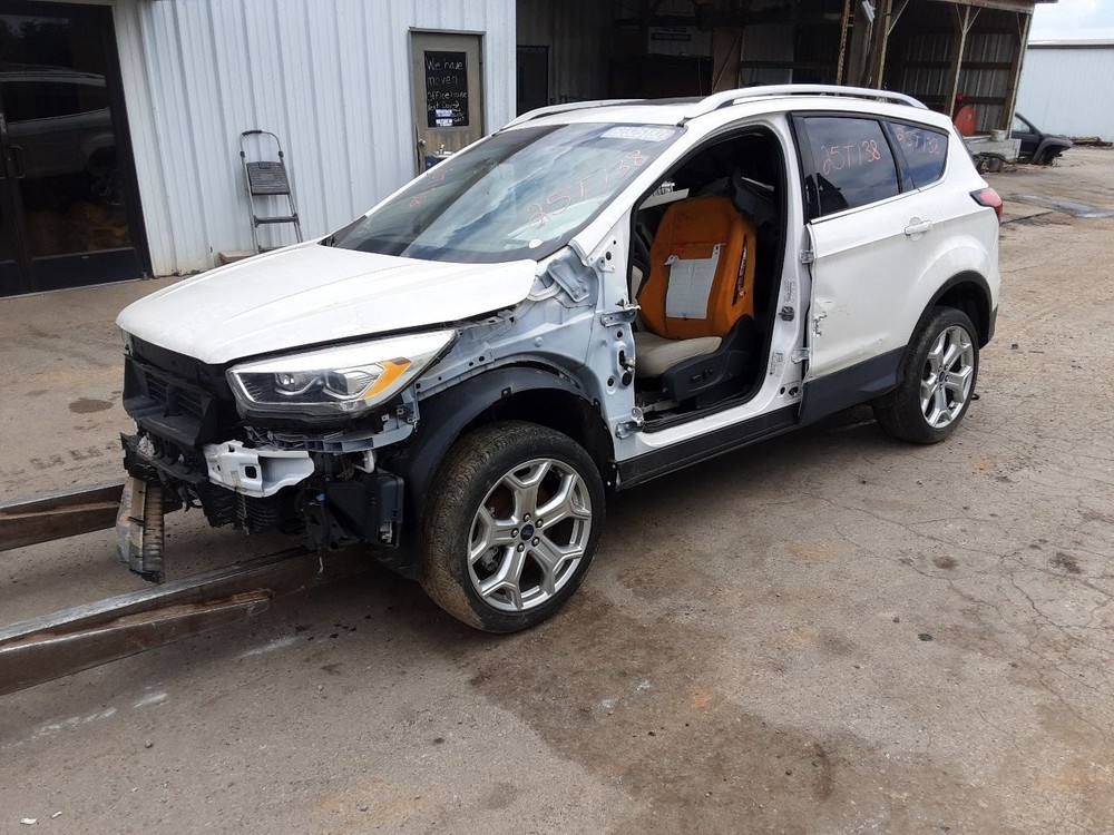 Info-GPS-TV Screen Front 8.0" Screen Fits 16-19 ESCAPE 1313042