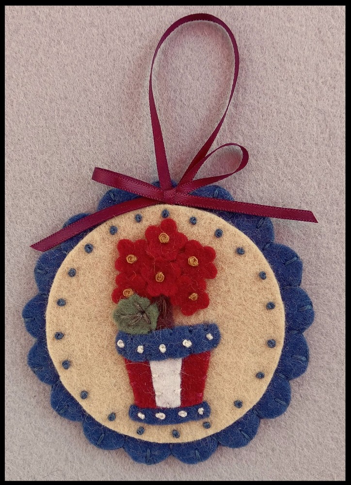 PATTERN!~*StArS & StRiPeS*~Patriotic Americana Ornaments~wool applique~ PATTERN!