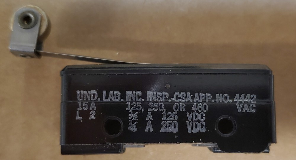 NEW OPEN BOX MICRO SWITCH, BZ-2RL2 ROLLER LEVER LIMIT SWITCH