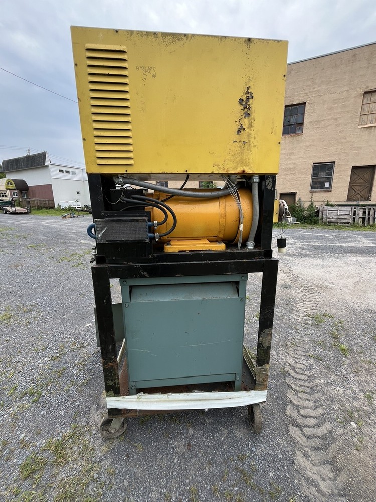 Wayne Machine and Die Co. Yellow Jacket Ventilated Single Screw Extruder