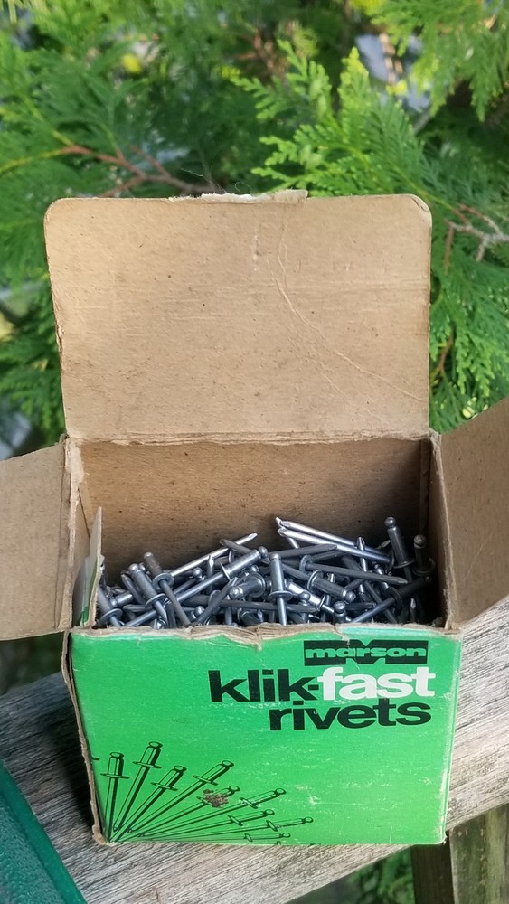 MARSON RIVET GUN AND RIVETS HAND RIVETER