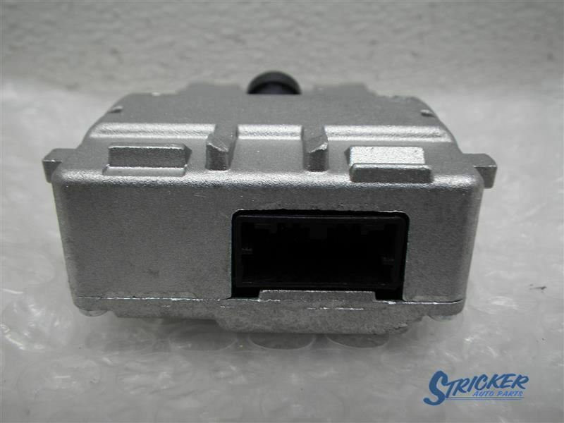EQUINOX 2020 Camera/Projector 1081152