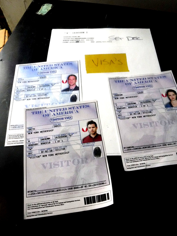 V TV SERIES (2009) 3 PROP VISA SHEETS
