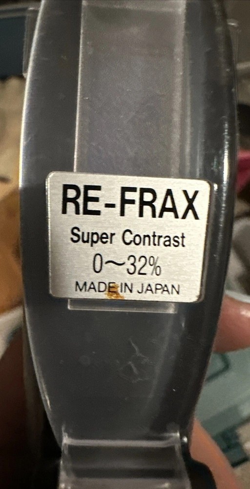 Hand held Refractometer