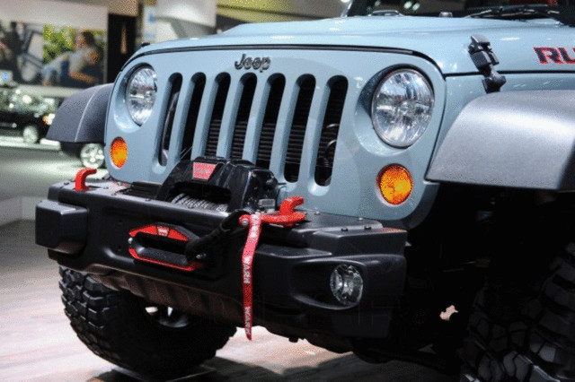 Genuine Mopar Winch Mounting Plate 82214786AB