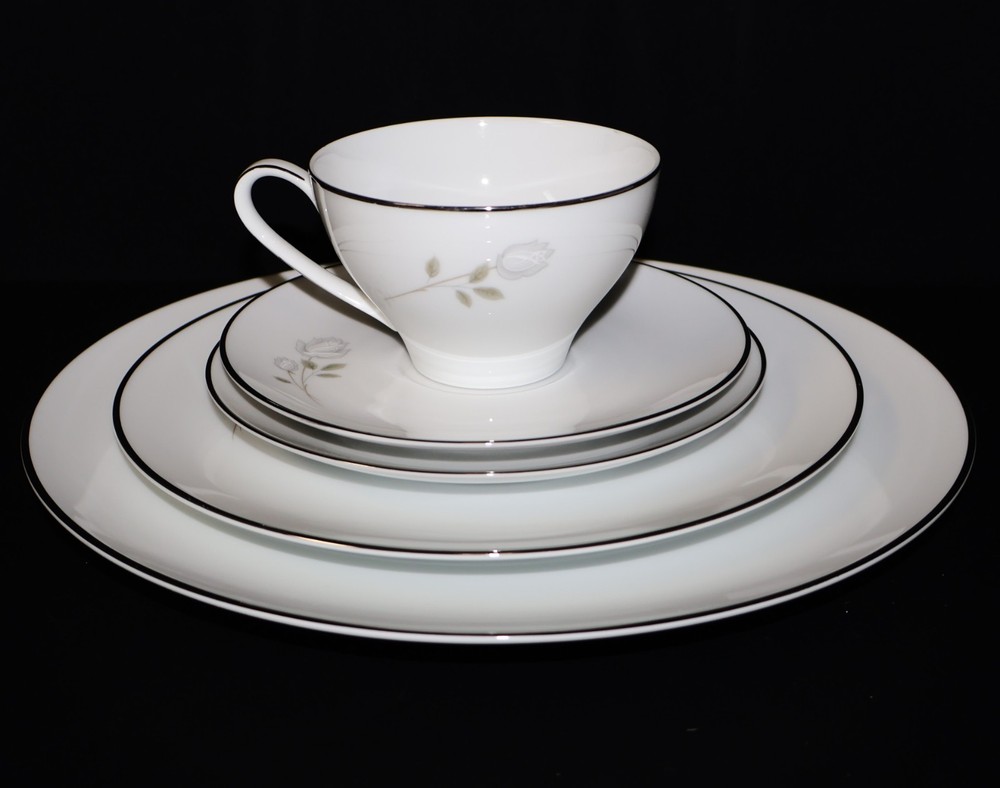 Noritake Altadena 5-Piece Place Setting #6437 | Multiple Sets Available
