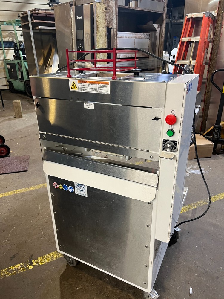 2017 Bloemhof 860L Variable Speed Commercial Bakery Bread Roll Dough Moulder