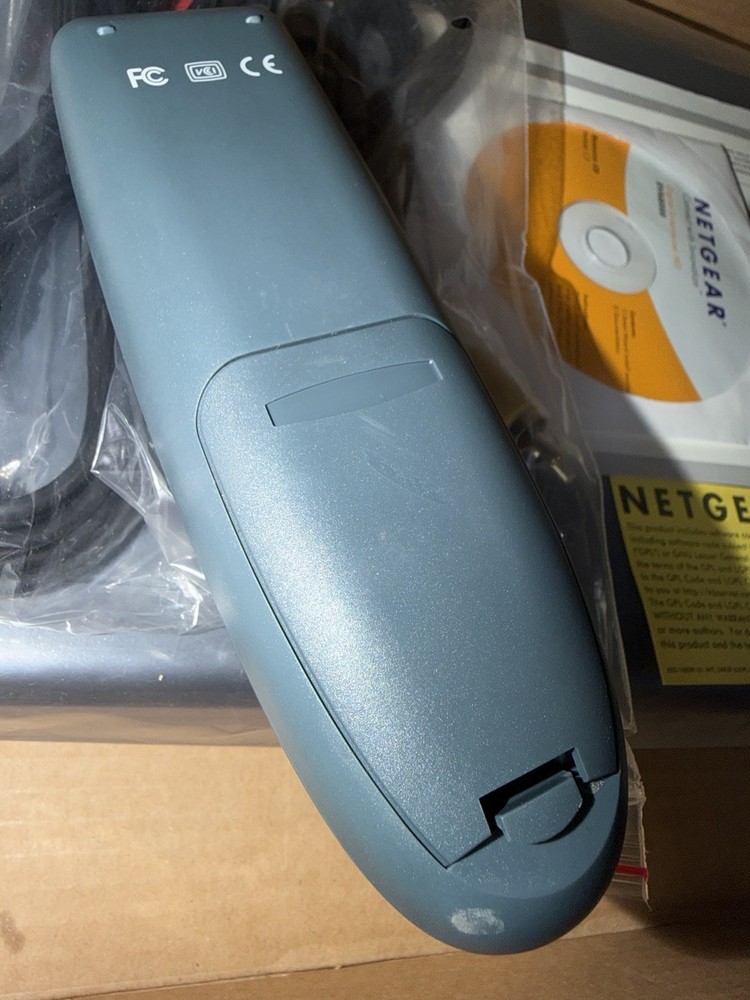 NETGEAR HD EVA8000 DIGITAL ENTERTAINER MULTIMEDIA RECEIVER OPEN BOX