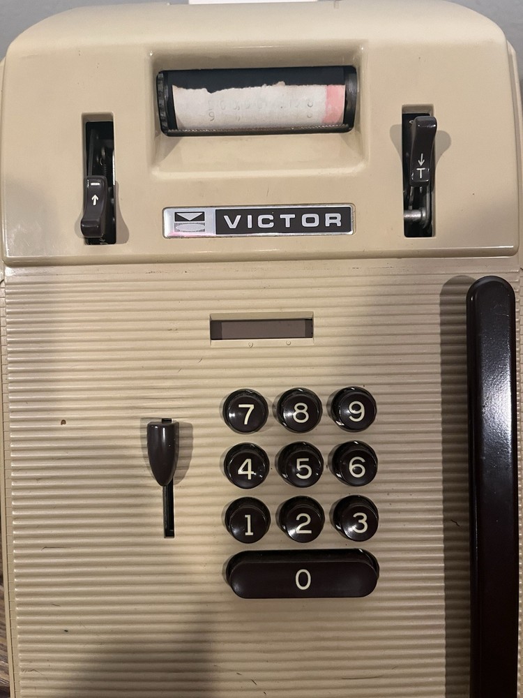 Vintage Victor 78254 10 Key Adding Machine POWERS ON & WORKS