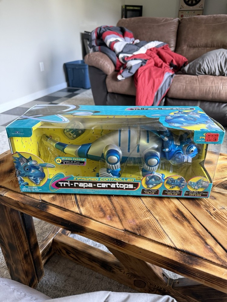 RARE 1999 TRENDMASTERS TRI RAPA CERATOPS ROBOT PET WIRELESS