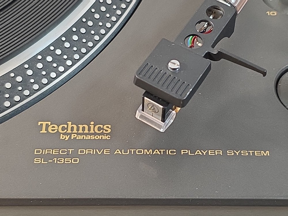 Technics SL-1350 Direct Drive Automatic Turntable *READ*