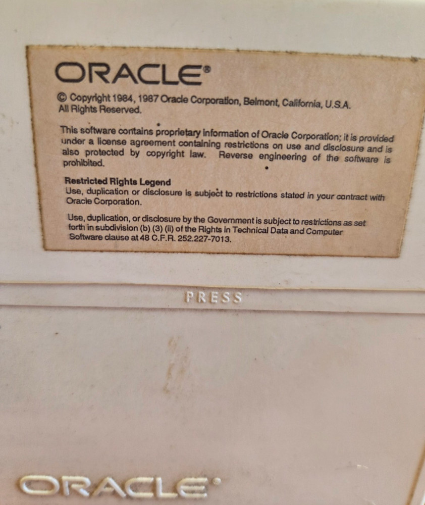 1987 Oracle Database Installation Software 3.5" Discs Total of 11 Discs