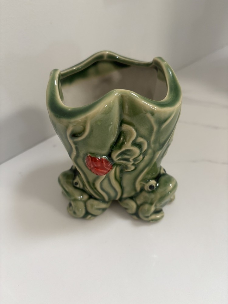 Vintage Majolica Frog Glazed Ceramic Planter
