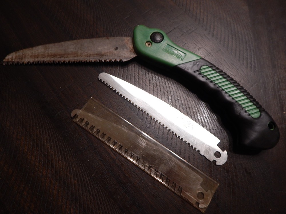 Greber Handsaw Hunting used to cut Tree limbs