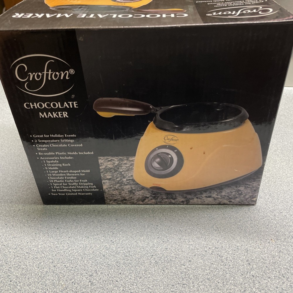 Crofton Chocolate Maker #9599-06 Reusable Molds Tools Instructions Pre-Owned