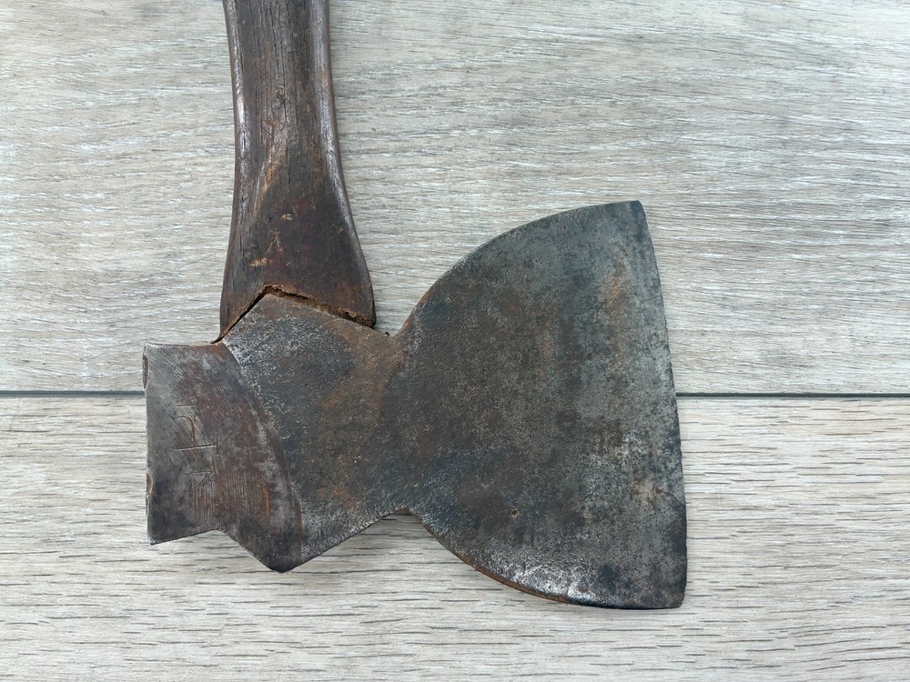 Vintage Guaranteed Plumb Broadhead Single Beveled Edge Hewing Axe Hatchet Tool