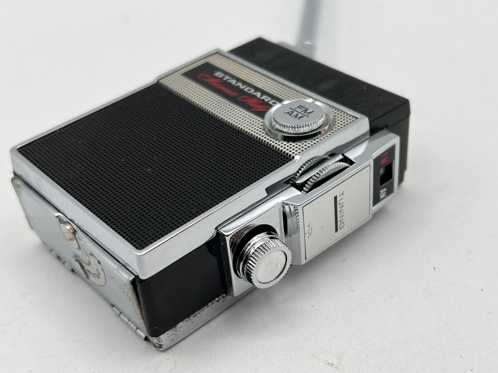 Vintage Standard Micronic Ruby SR-Q460F AM FM Transistor Radio UNTESTED *READ*