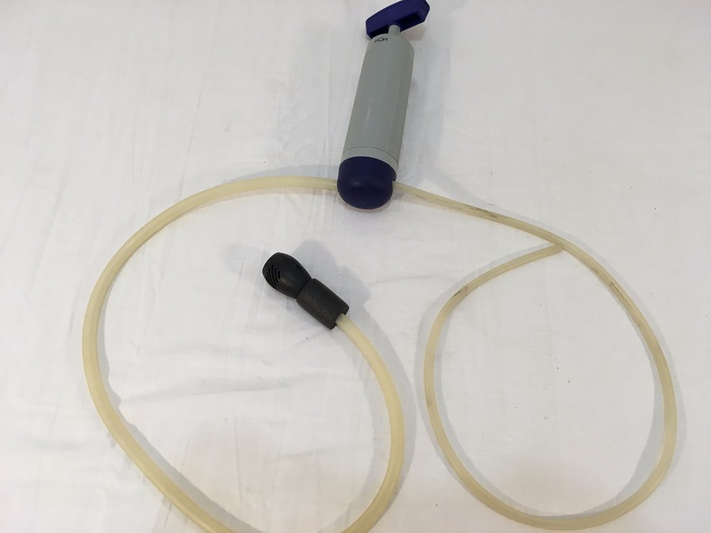 PUR Liquid Manual Hand Gray Blue Siphon System