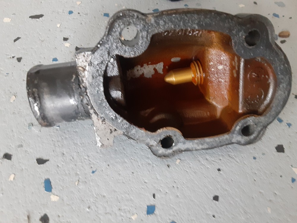 2001 01 Triumph sprint st 955i Engine Coolant Fittings temperature sensor temp