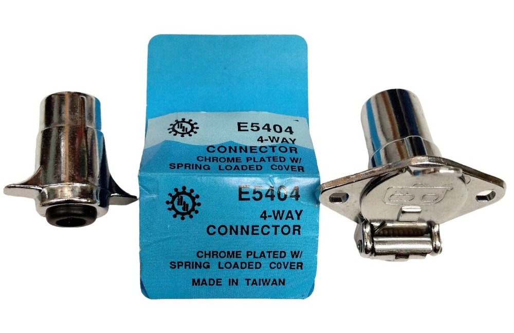 Trailer Light Connector 4-Way - Chrome Plated w/ Spring Loaded Cover E5404