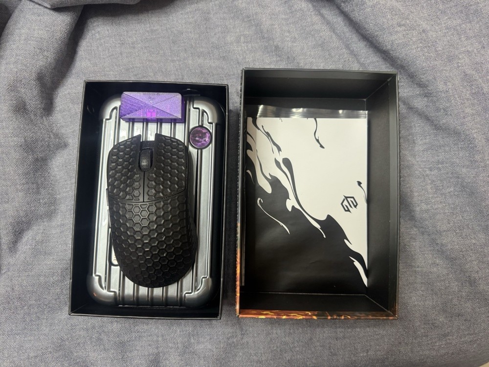 G-Wolves HTX ULTRA 8K Wireless Mouse