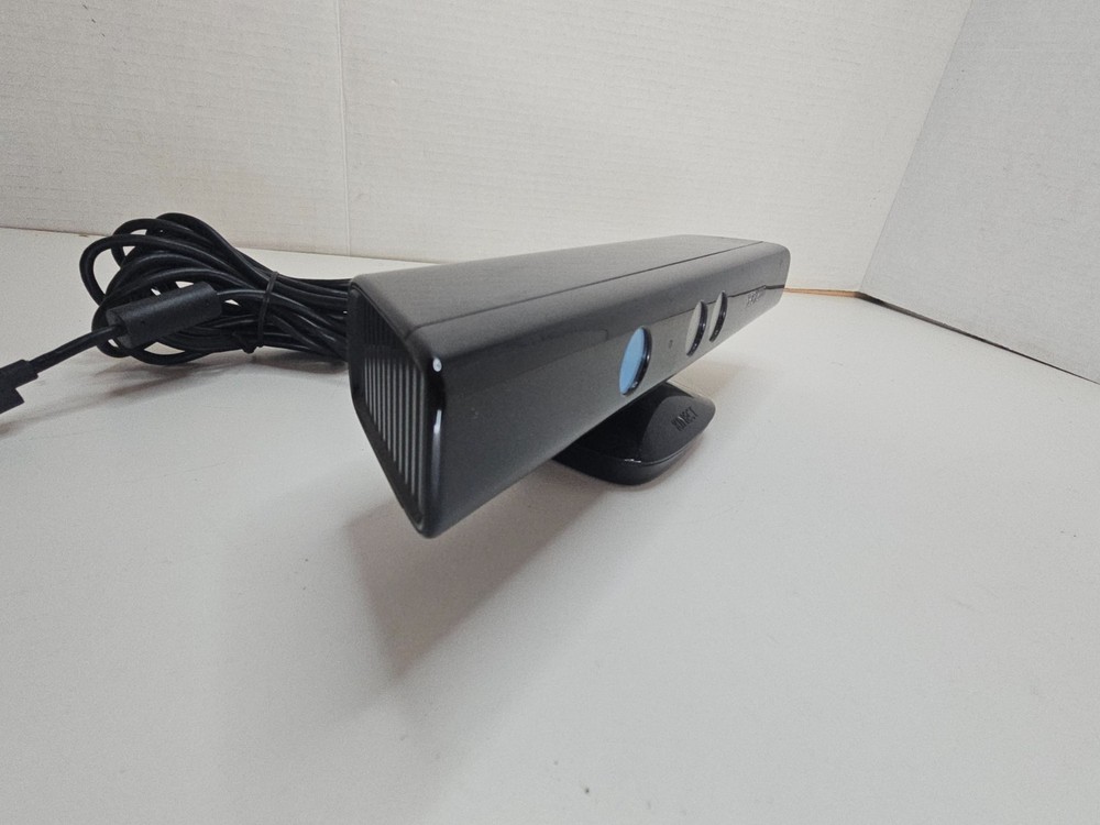 Microsoft Xbox 360 Kinect Sensor with Kinect Adventures! Game Model 1414 Tested