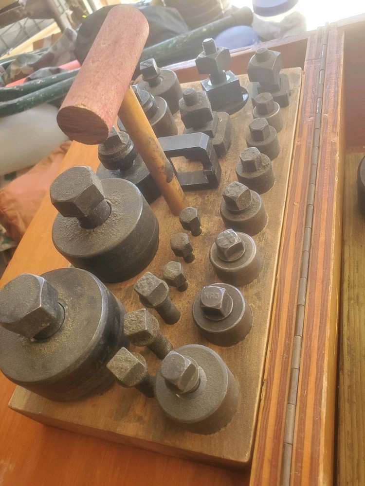 greenlee knockout set 25 Pieces