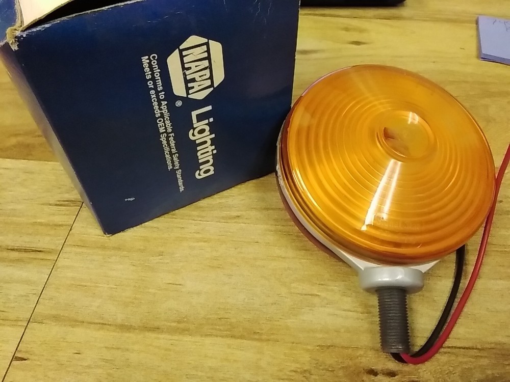 NAPA 3860 2-Sided Light Red & Amber 77-276