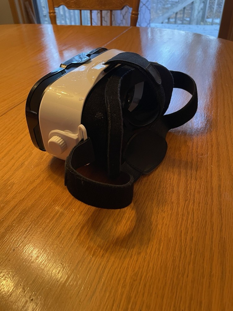 OPTOSLON VR headset